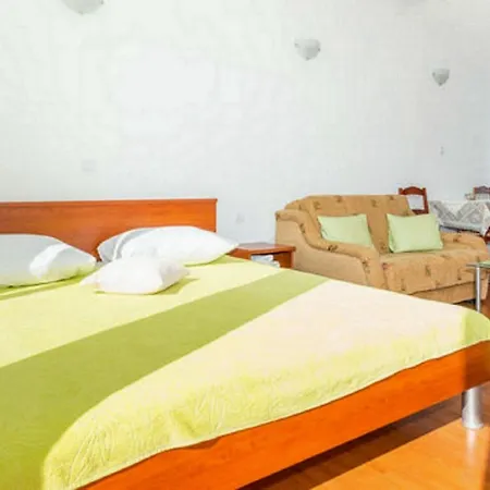 Fontana Apartment